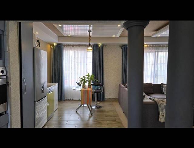 4 BEDROOM HOUSE FOR SALE IN ROSSLYN